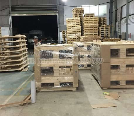 Pallet gỗ